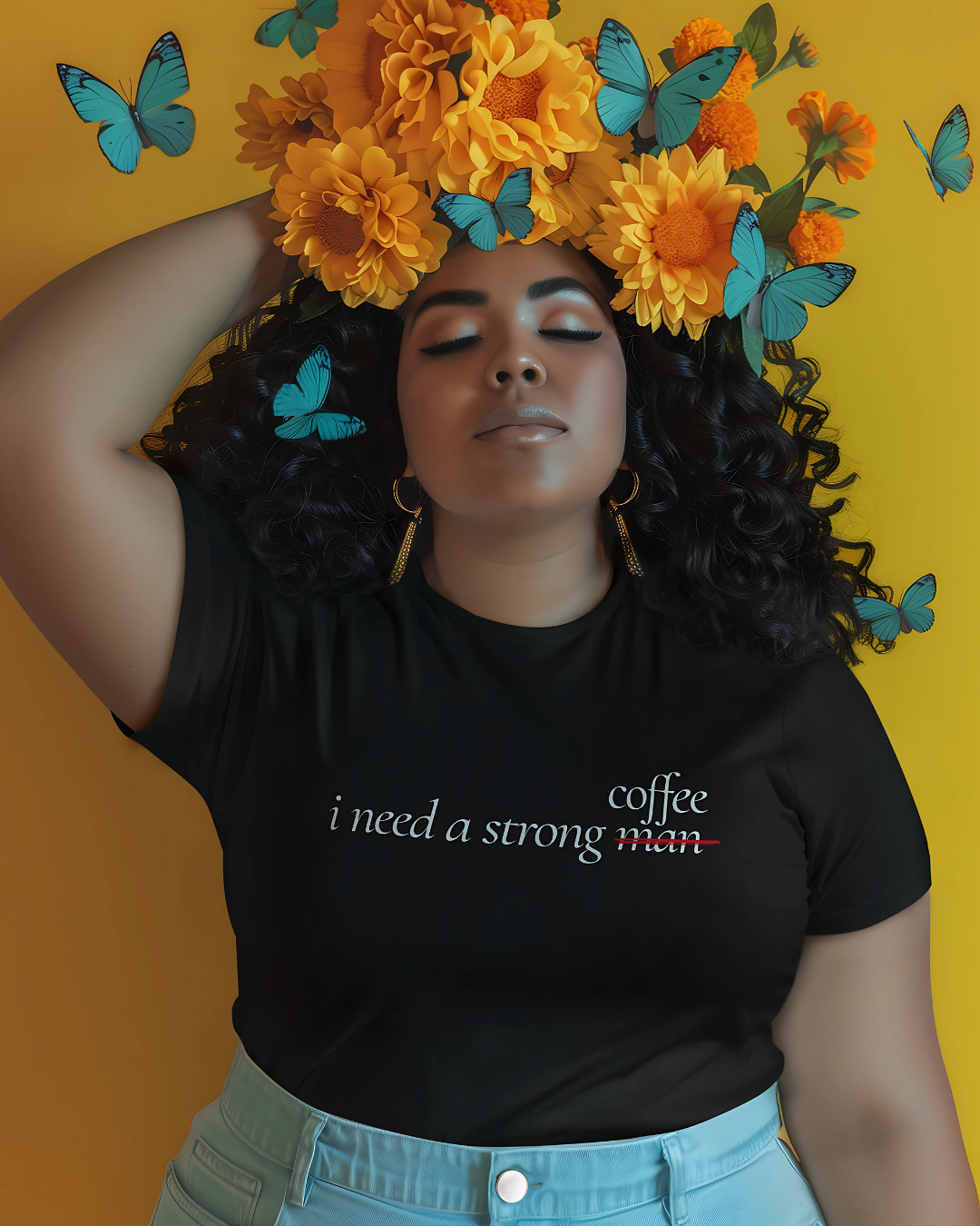 I need a strong coffee | T-shirt