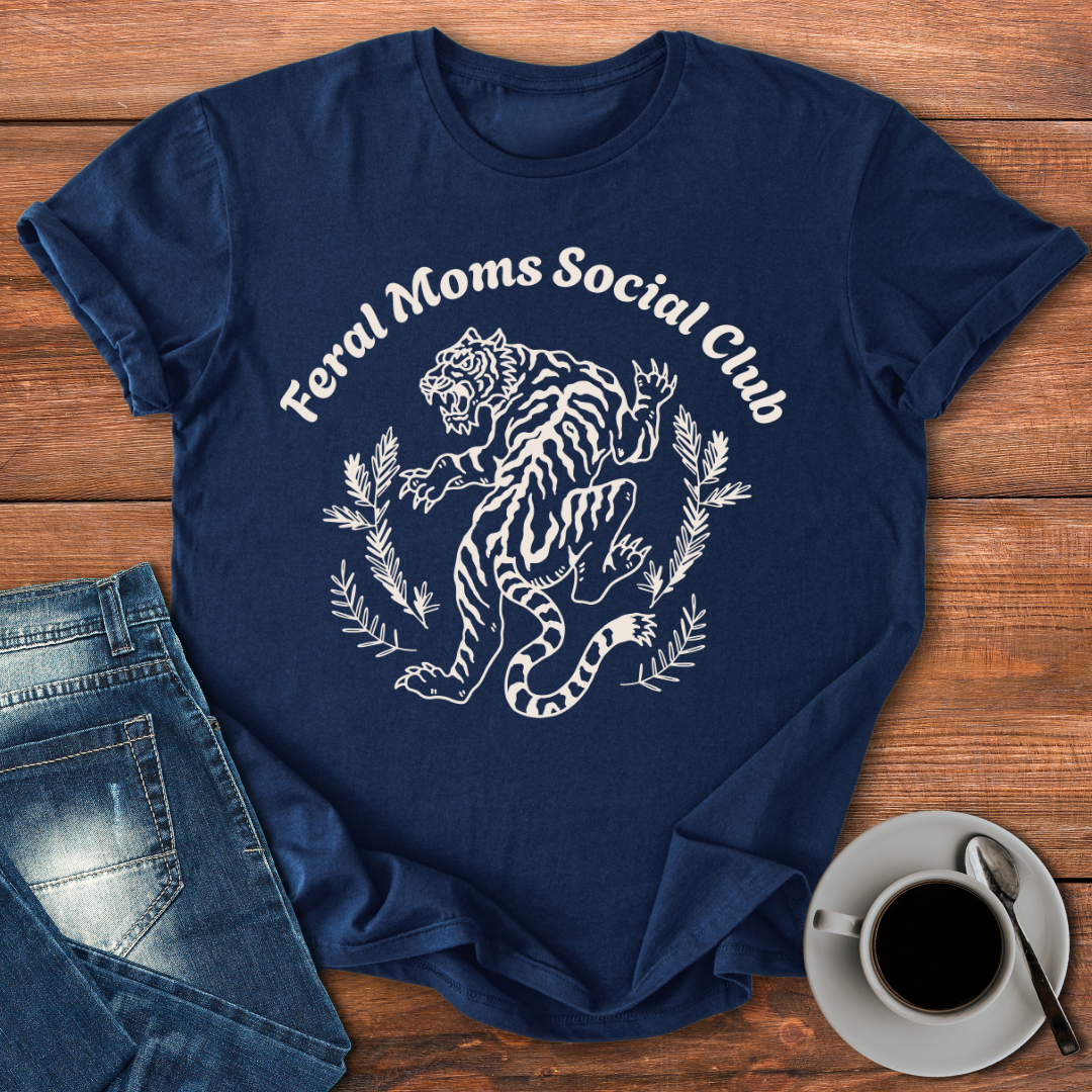 Feral Moms Social Club | T-shirt